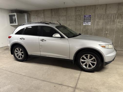 2007 INFINITI FX35 Base