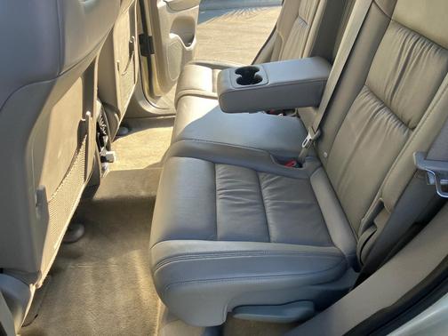 Silver 2011 Jeep Grand Cherokee Laredo