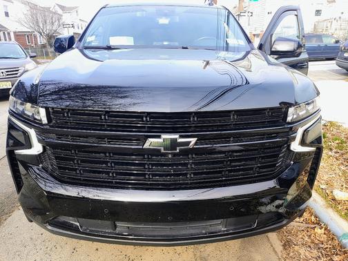 2023 Chevrolet Suburban RST