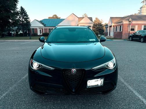 Black 2019 Alfa Romeo Stelvio Ti Sport
