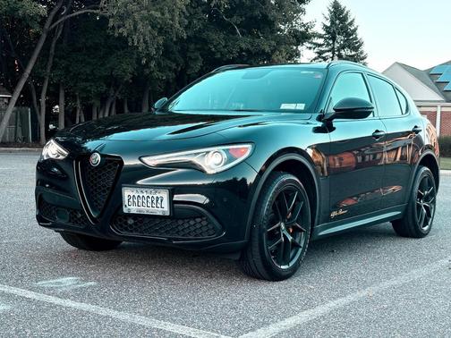 Black 2019 Alfa Romeo Stelvio Ti Sport