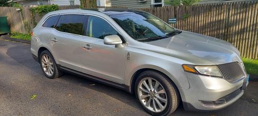2014 Lincoln MKT EcoBoost