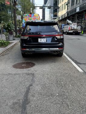 Black 2025 Lincoln Aviator Premiere AWD