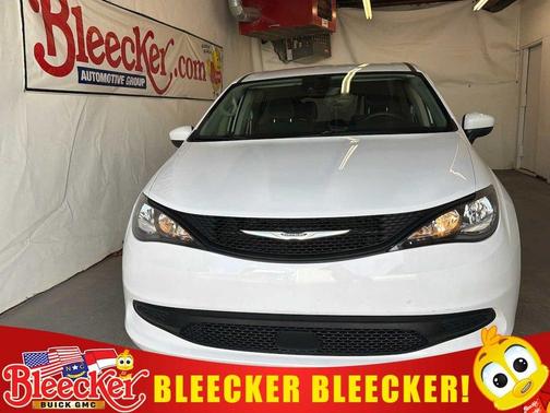 White 2023 Chrysler Voyager LX