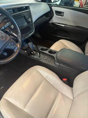 Black 2016 Toyota Avalon Hybrid XLE Plus