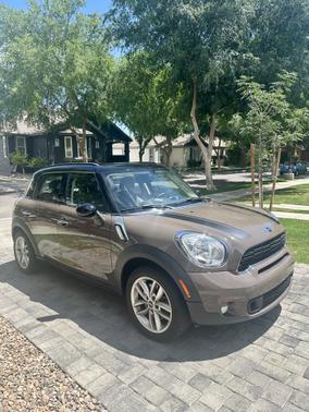 2012 MINI Cooper S Countryman Base
