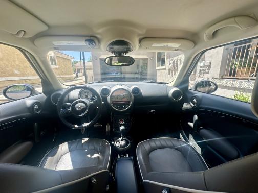 2012 MINI Cooper S Countryman Base