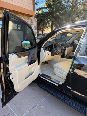Black 2016 Lexus LX 570 Base