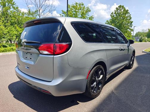 Silver 2019 Chrysler Pacifica Touring Plus