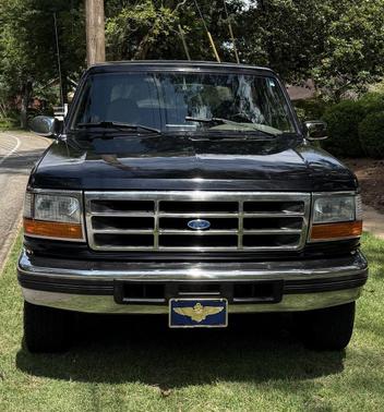 Black 1996 Ford Bronco Eddie Bauer