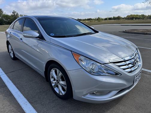 2012 Hyundai SONATA Limited
