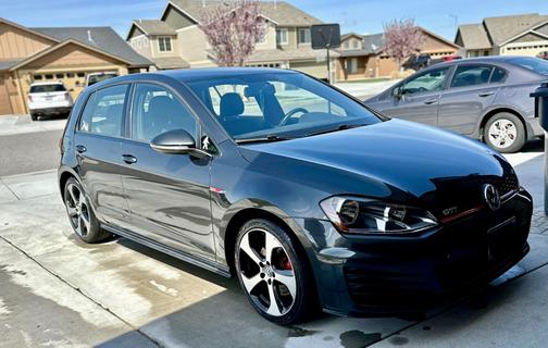 2017 Volkswagen Golf GTI S 4-Door