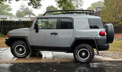 2013 Toyota FJ Cruiser Base