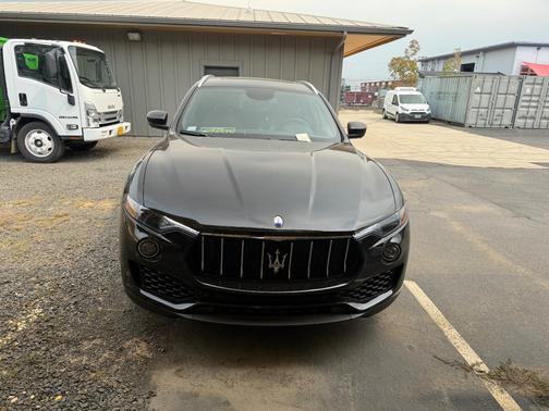 2017 Maserati Levante S