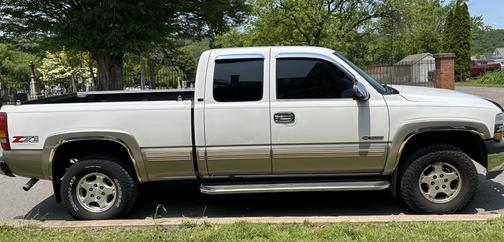 2001 Chevrolet Silverado 1500 LS Extended Cab