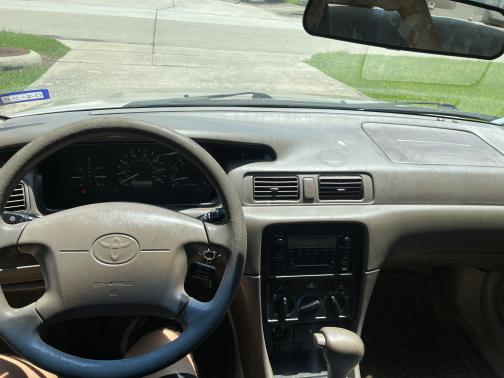 2001 Toyota Camry LE