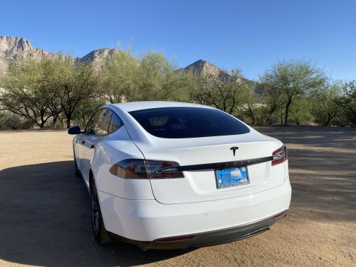 2015 Tesla Model S 85D