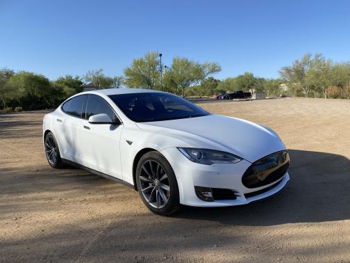 2015 Tesla Model S 85D
