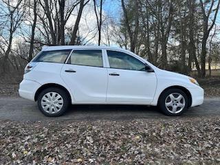 2005 Toyota Matrix Base
