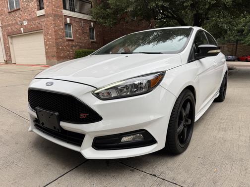 2017 Ford Focus ST Base