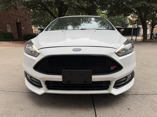 2017 Ford Focus ST Base