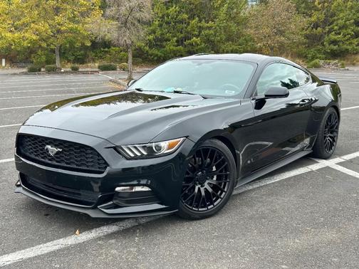 Black 2016 Ford Mustang V6