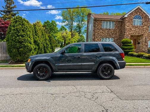 Blue 2008 Jeep Grand Cherokee Laredo