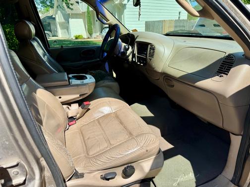 2001 Ford F-150 Lariat SuperCrew