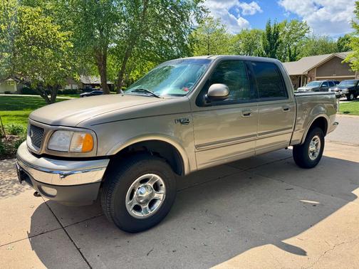2001 Ford F-150 Lariat SuperCrew