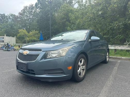 Blue 2012 Chevrolet Cruze LT