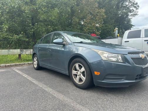 Blue 2012 Chevrolet Cruze LT