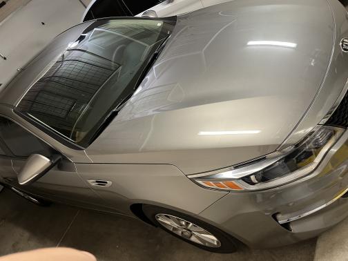 Photo 2 of 12 of 2018 Kia Optima LX
