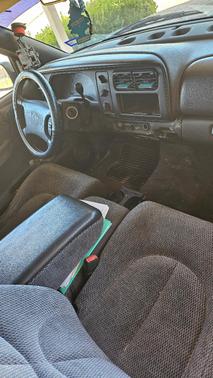 Red 1999 Dodge Dakota SLT