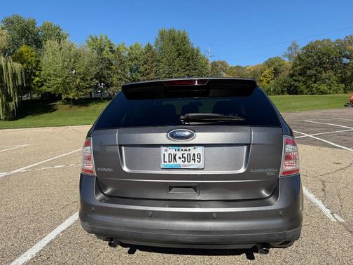 Gray 2009 Ford Edge Limited
