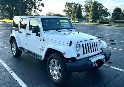 2013 Jeep Wrangler Unlimited Sahara
