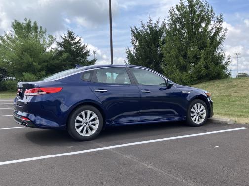 2018 Kia Optima LX
