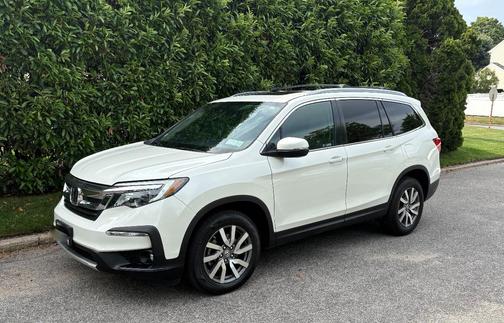 White 2019 Honda Pilot EX-L
