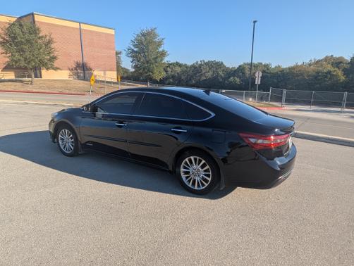 2016 Toyota Avalon Hybrid Limited