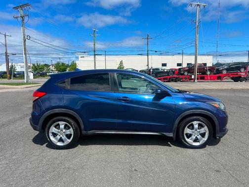 Blue 2016 Honda HR-V EX