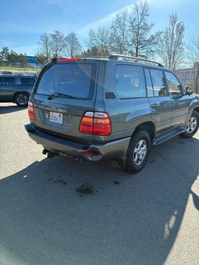 Gray 2002 Toyota Land Cruiser Base