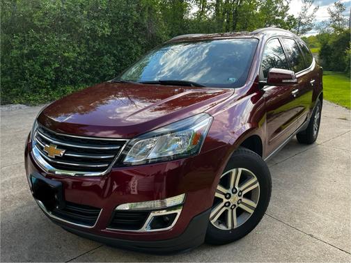 2017 Chevrolet Traverse 2LT