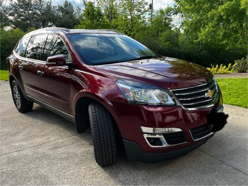 2017 Chevrolet Traverse 2LT