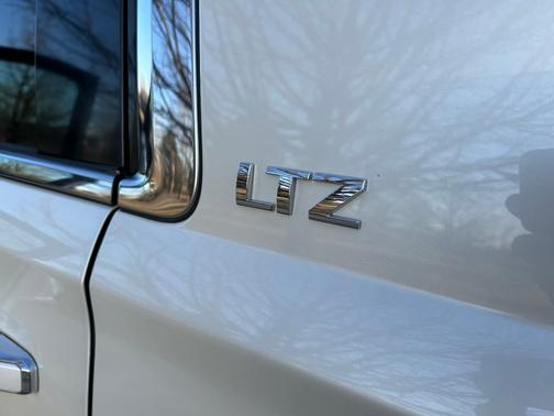 2015 Chevrolet Suburban 1500 LTZ