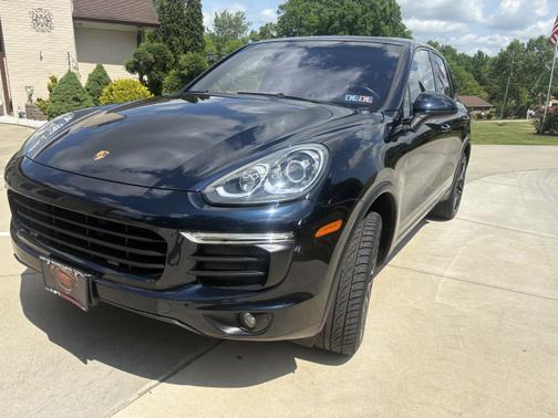 2017 Porsche Cayenne E-Hybrid S