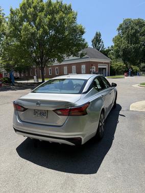 2021 Nissan Altima 2.5 SV