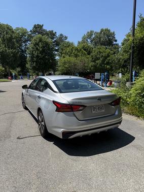 2021 Nissan Altima 2.5 SV
