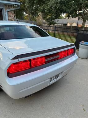 White 2014 Dodge Challenger SXT