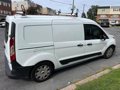 White 2020 Ford Transit Connect XL