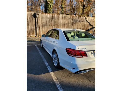 Photo 5 of 16 of 2015 Mercedes-Benz E-Class E 350 4MATIC