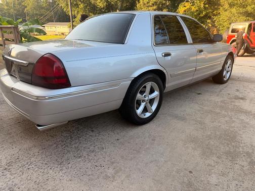 Silver 2007 Mercury Grand Marquis LS